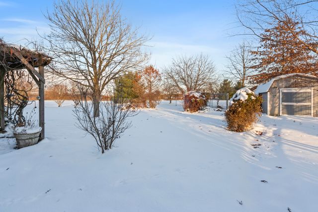 739 S Belford Road, Hebron, IN 46341