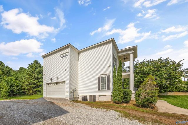 13028 South Village Square Road, Huntsville, AL 35803