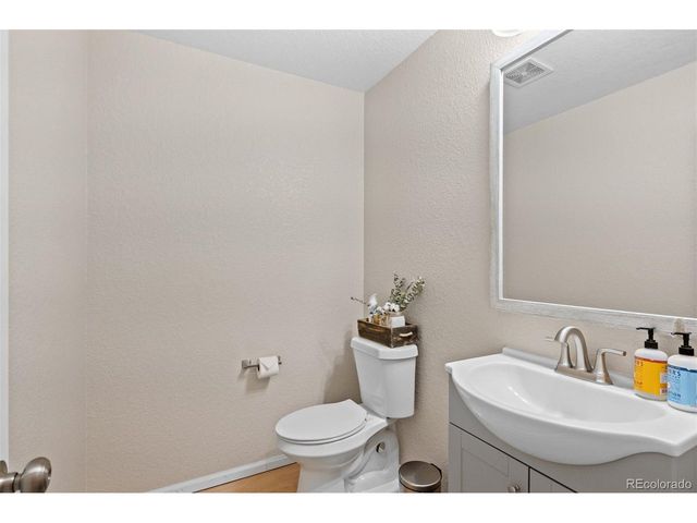 7399 Norfolk Pl, Castle Pines, CO 80108