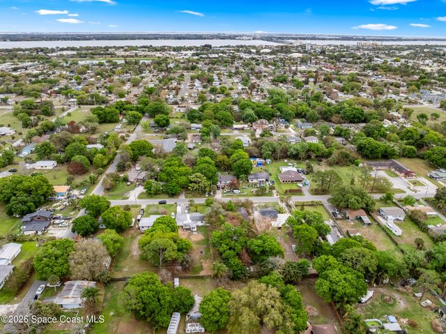 355 Pine Avenue, Cocoa, FL 32922