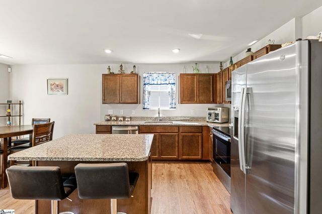 215 Highland Station Drive, Clinton, SC 29325