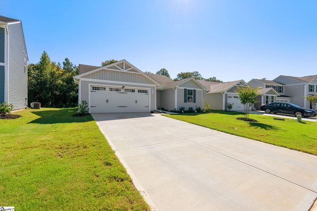 215 Highland Station Drive, Clinton, SC 29325