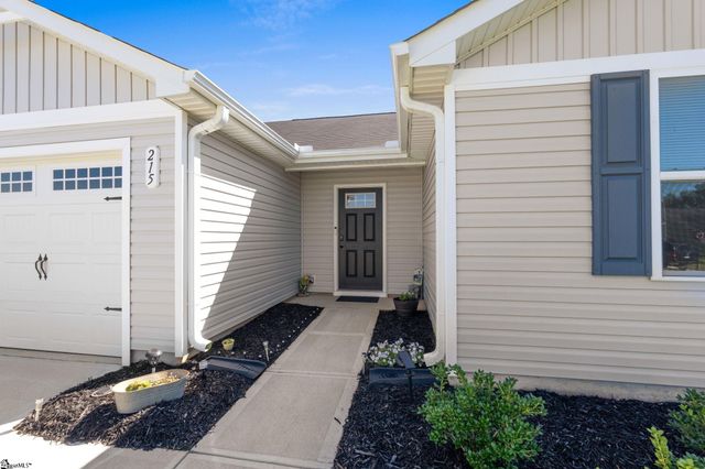 215 Highland Station Drive, Clinton, SC 29325