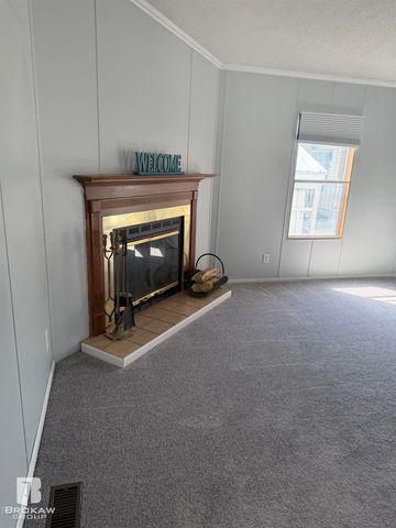 6134 E Bentwood Circle, White Lake, MI 48383