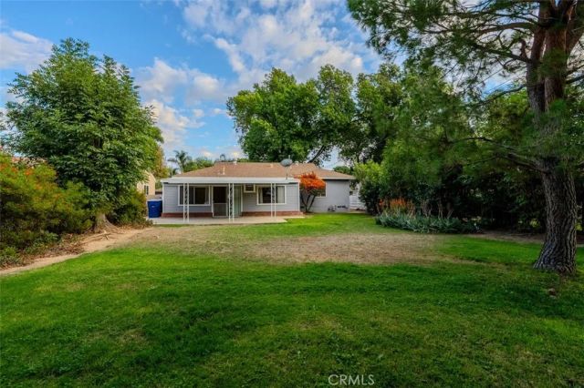 7859 Sycamore Avenue, Riverside, CA 92504