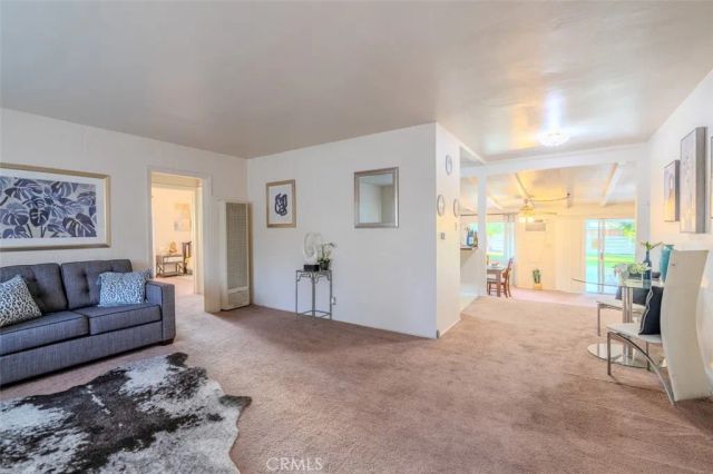 7859 Sycamore Avenue, Riverside, CA 92504