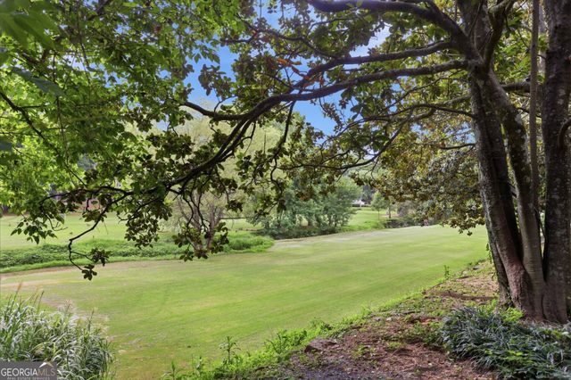 53 Chaumont Square NW, Atlanta, GA 30327