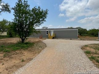 277 CR 1647 # 1, Moore, TX 78058