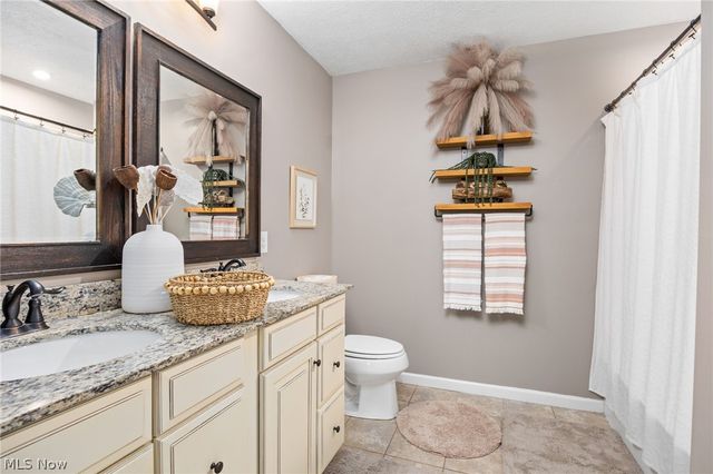 5549 Coverdale Way, Medina, OH 44256