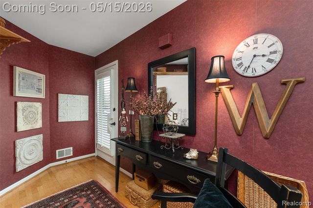 44500 Meadowcreek Lane, Canton, MI 48187