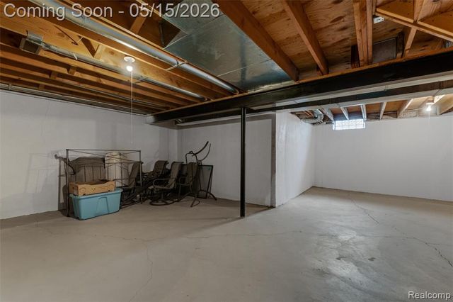 44500 Meadowcreek Lane, Canton, MI 48187