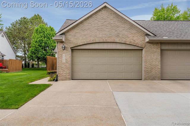 44500 Meadowcreek Lane, Canton, MI 48187