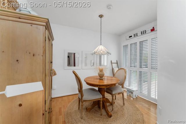 44500 Meadowcreek Lane, Canton, MI 48187