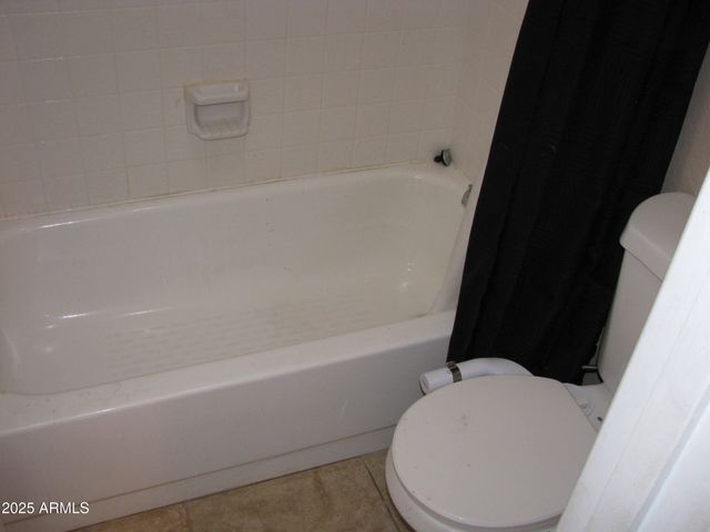 8736 W MICHELLE Drive, Peoria, AZ 85382