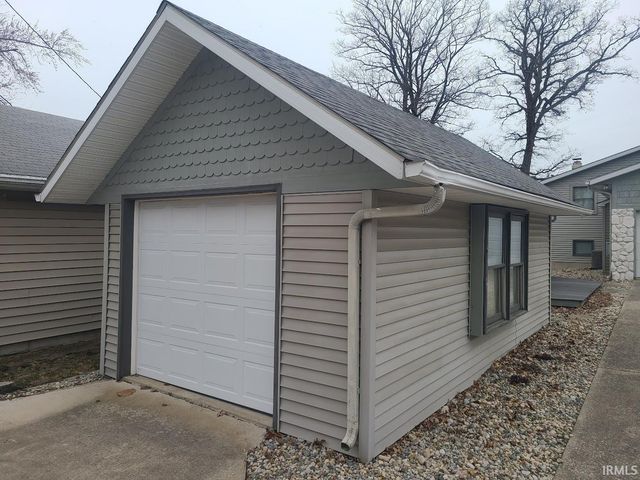 11068 N Ideal Beach Drive, Syracuse, IN 46567