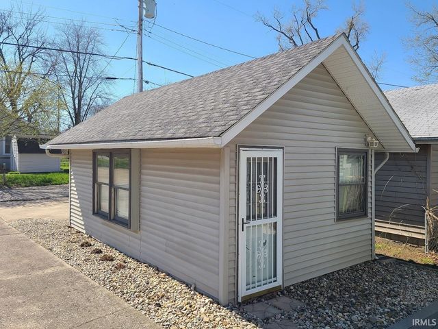 11068 N Ideal Beach Drive, Syracuse, IN 46567