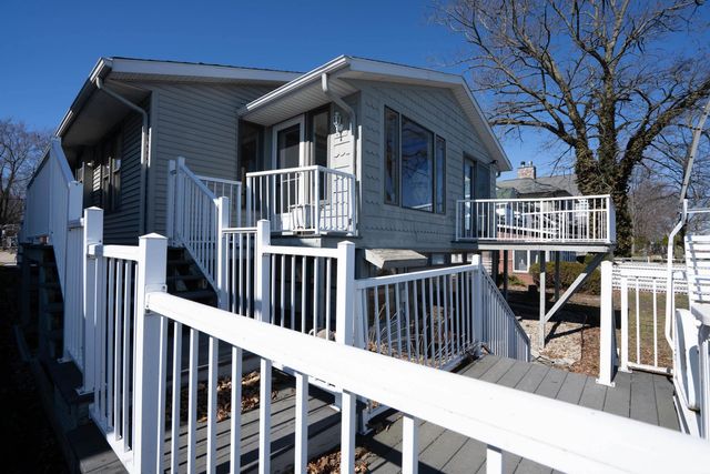 11068 N Ideal Beach Drive, Syracuse, IN 46567