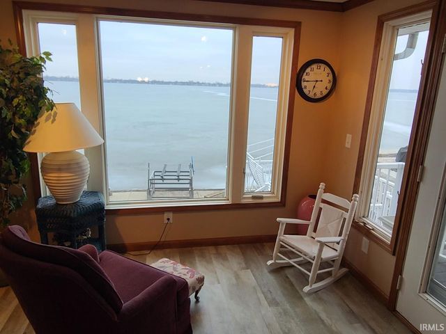 11068 N Ideal Beach Drive, Syracuse, IN 46567