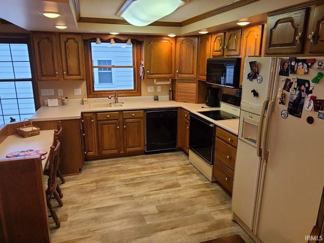 11068 N Ideal Beach Drive, Syracuse, IN 46567