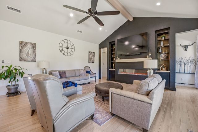 2016 Sonora Way, Poolville, TX 76487