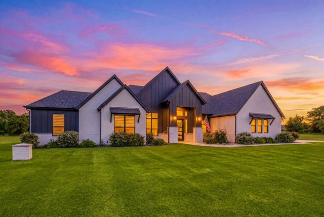 2016 Sonora Way, Poolville, TX 76487