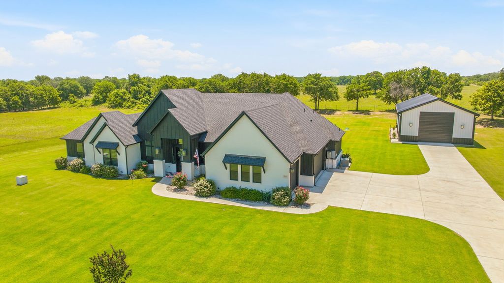 2016 Sonora Way, Poolville, TX 76487