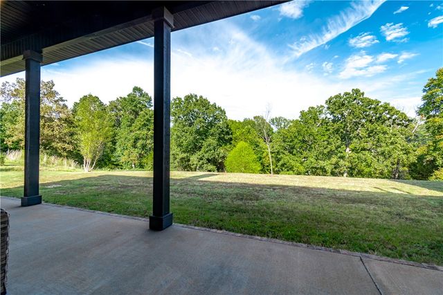 2758 N Adams Road, Fayetteville, AR 72704