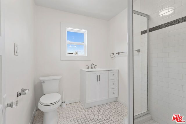 2613 S Robertson Boulevard, Los Angeles, CA 90034