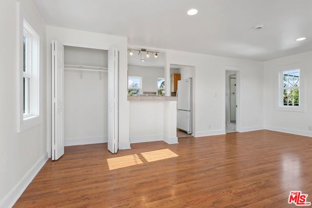 2613 S Robertson Boulevard, Los Angeles, CA 90034