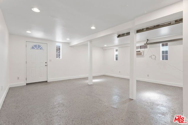 2613 S Robertson Boulevard, Los Angeles, CA 90034