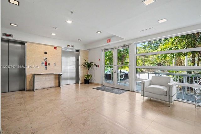 816 NW 11th St 402, Miami, FL 33136