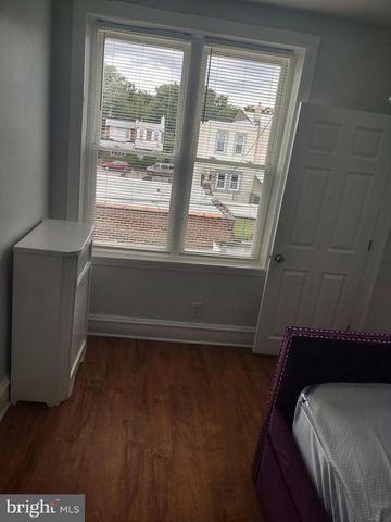 5238 GLENLOCH ST, Philadelphia, PA 19124