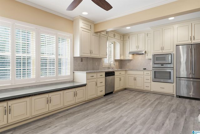 1020 ALFORD AVENUE, Hoover, AL 35226