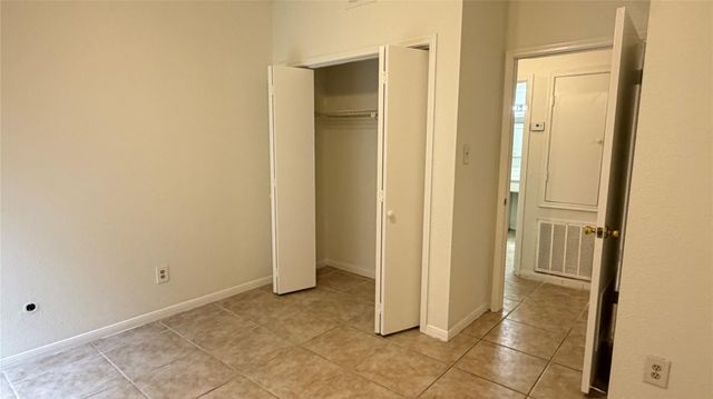 5711 Sugar Hill Drive 39, Houston, TX 77057