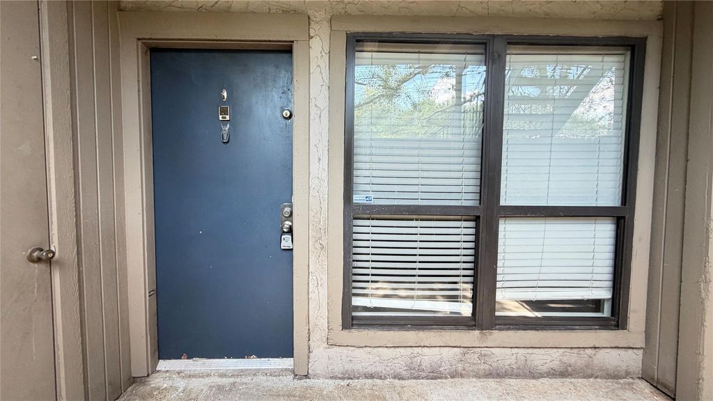 5711 Sugar Hill Drive 39, Houston, TX 77057