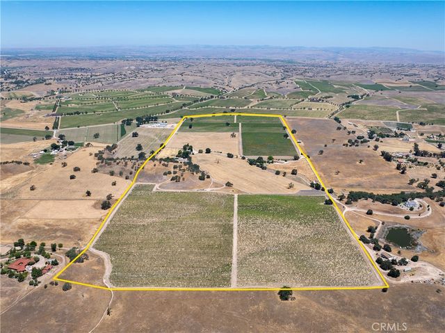 5275 Camp 8 Road, Paso Robles, CA 93446