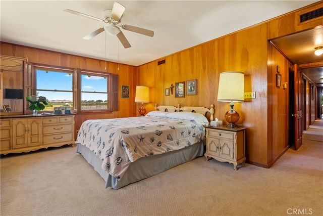5275 Camp 8 Road, Paso Robles, CA 93446