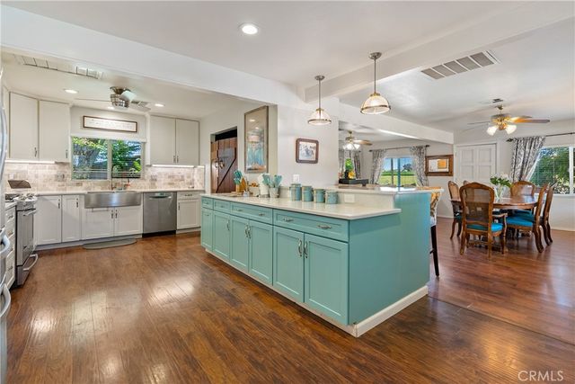 5275 Camp 8 Road, Paso Robles, CA 93446