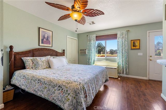 5275 Camp 8 Road, Paso Robles, CA 93446