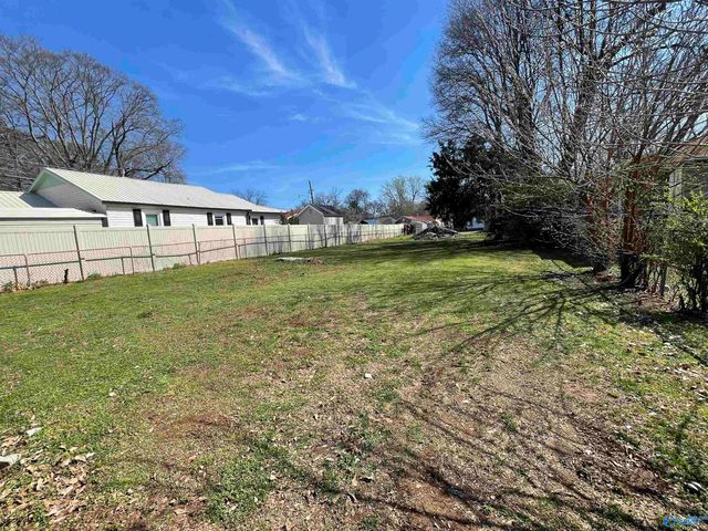 816 Peachtree Street NW, Huntsville, AL 35816