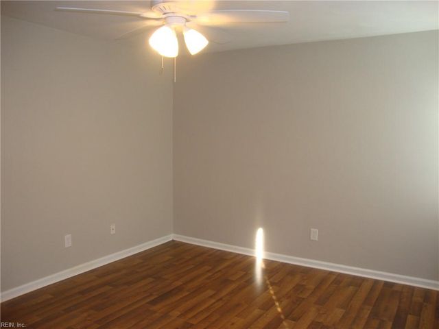 2101 Bloomsbury LN, Virginia Beach, VA 23454