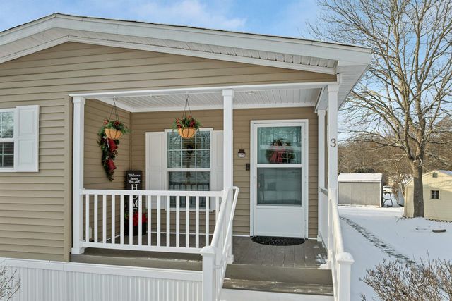 3 Slate Run, North Hampton, NH 03862