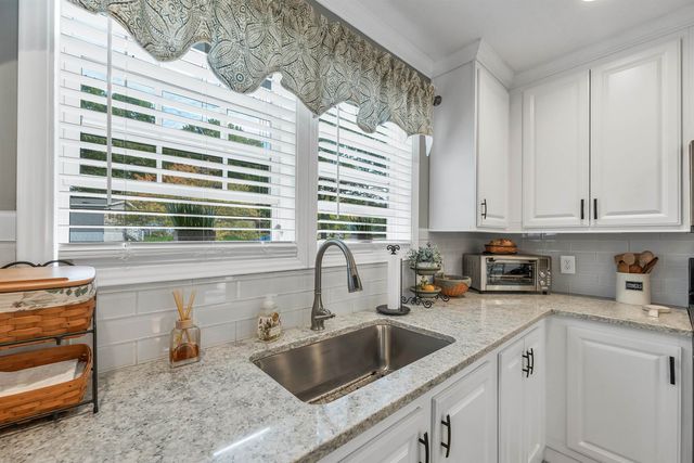 3 Slate Run, North Hampton, NH 03862