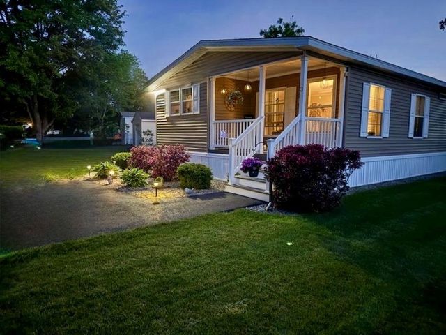 3 Slate Run, North Hampton, NH 03862