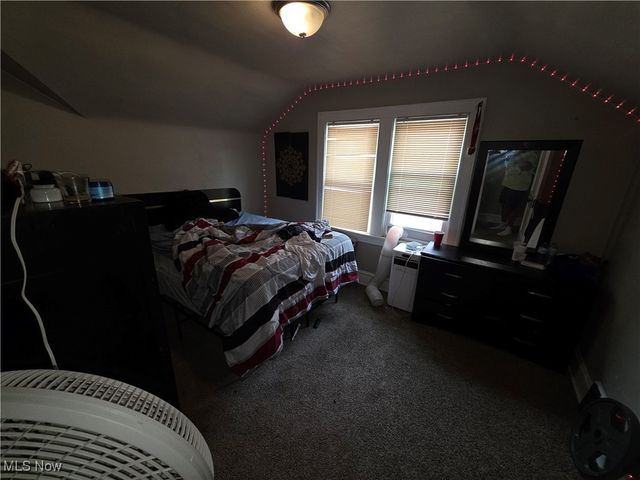 3270 Berkshire Road, Cleveland Heights, OH 44118