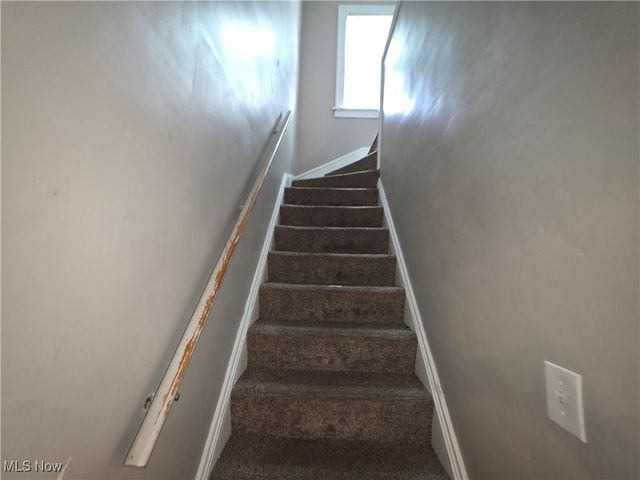 3270 Berkshire Road, Cleveland Heights, OH 44118