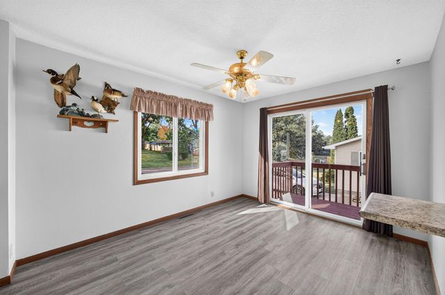 2715 10th Avenue E, North Saint Paul, MN 55109