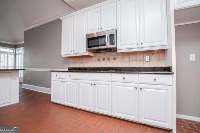 126 Pinehurst Way, Carrollton, GA 30116