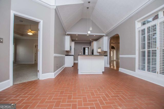 126 Pinehurst Way, Carrollton, GA 30116