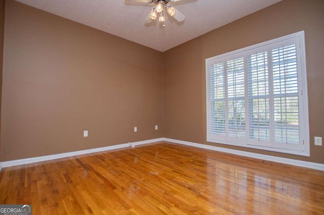 126 Pinehurst Way, Carrollton, GA 30116